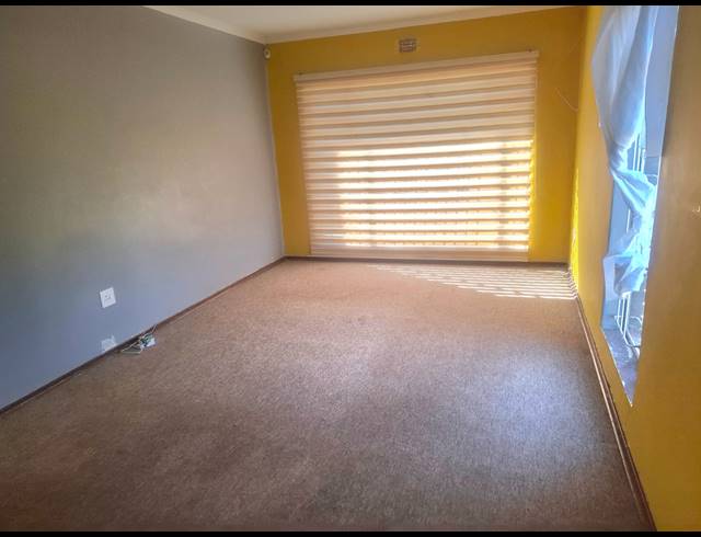 4 BEDROOM HOUSE FOR SALE IN GLEN HARVIE